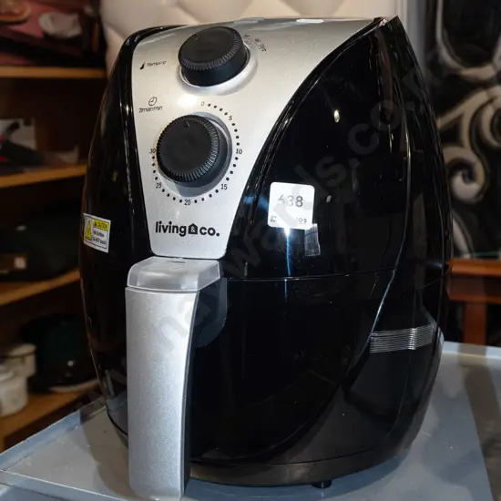 Living and Co air fryer