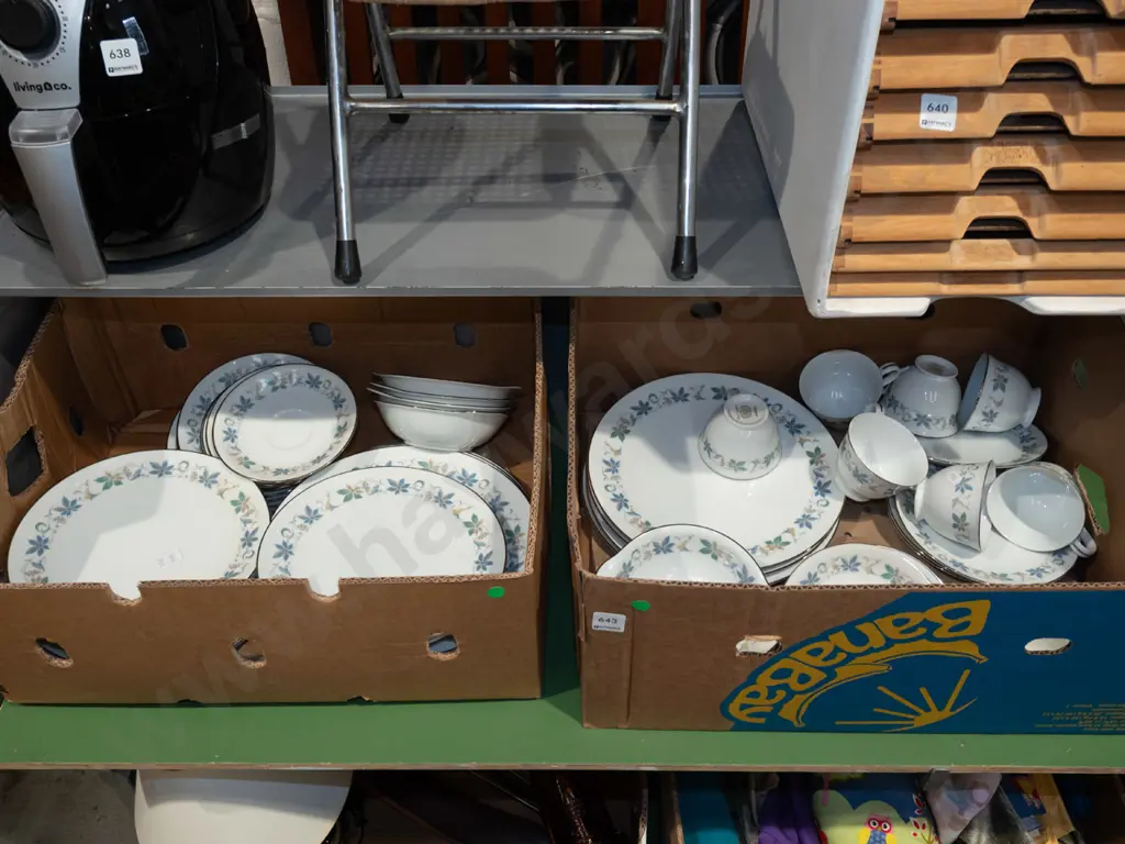 2x boxes of Royal Ceramics Woodrow dinner items; plates, bowls etc Image 1++