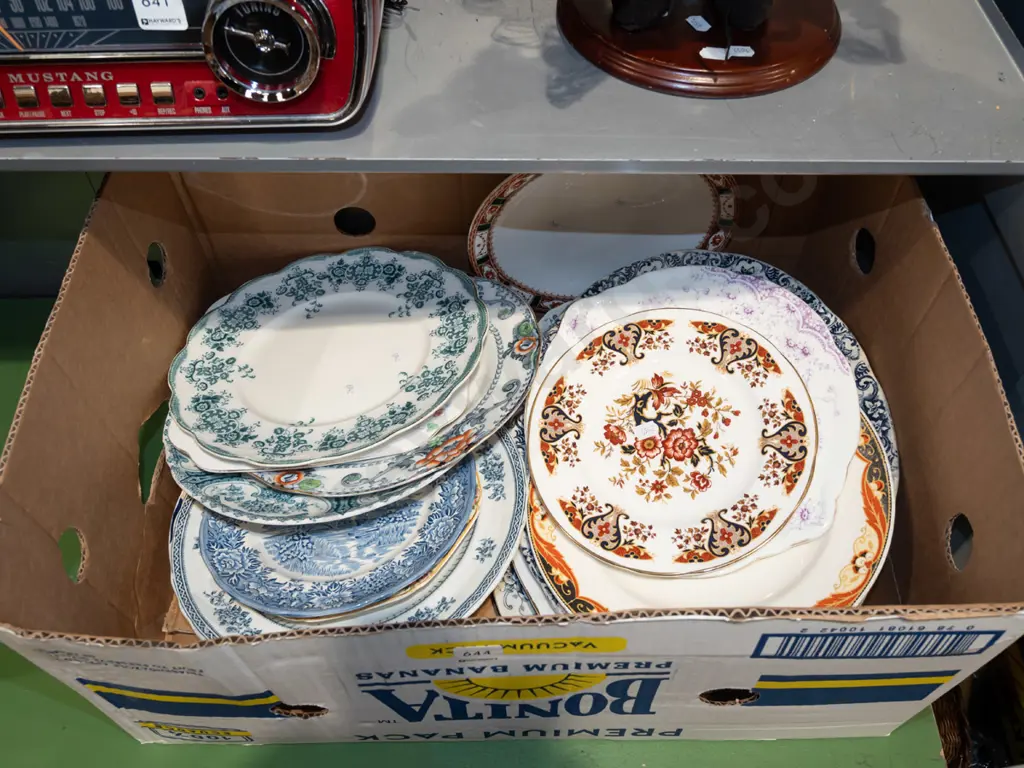 box of plates and ashets Image 1++