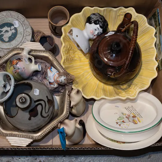 box; small vases, teapot, salt pig etc