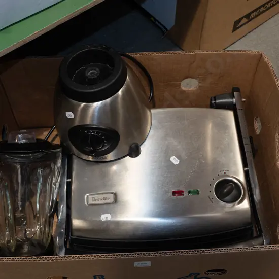 box; sandwich press, Cascade blender