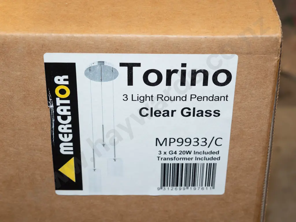 box; Torino 3 light pendant light fitting Image 1++