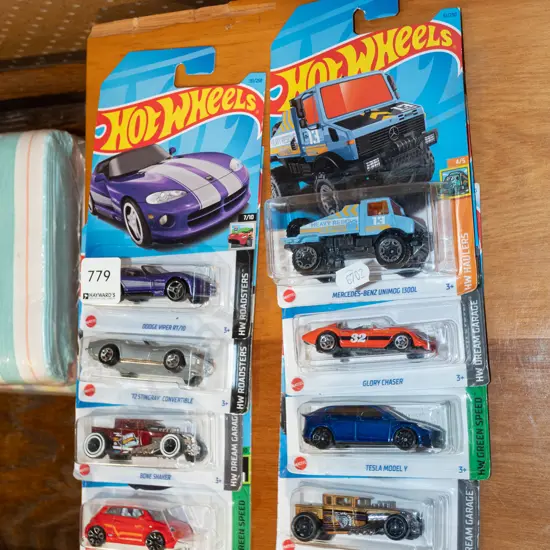 8x as new carded Hotwheels vehicles