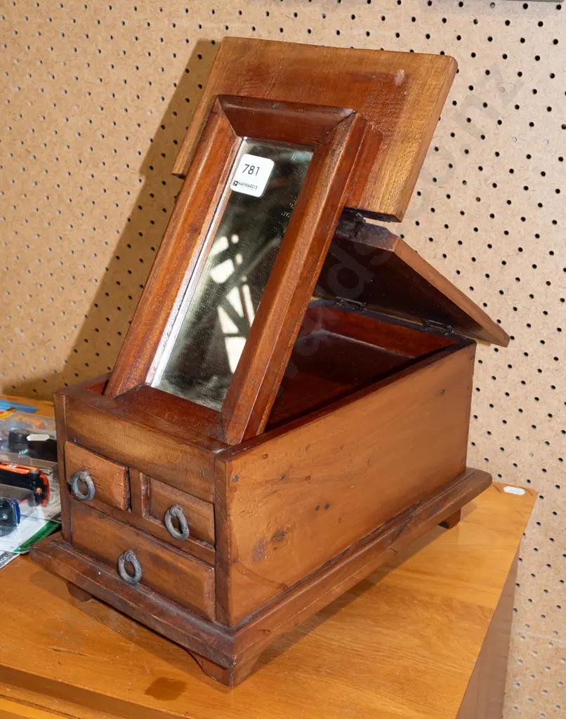 Indonesian hardwood jewellery box with mirror Image 1++