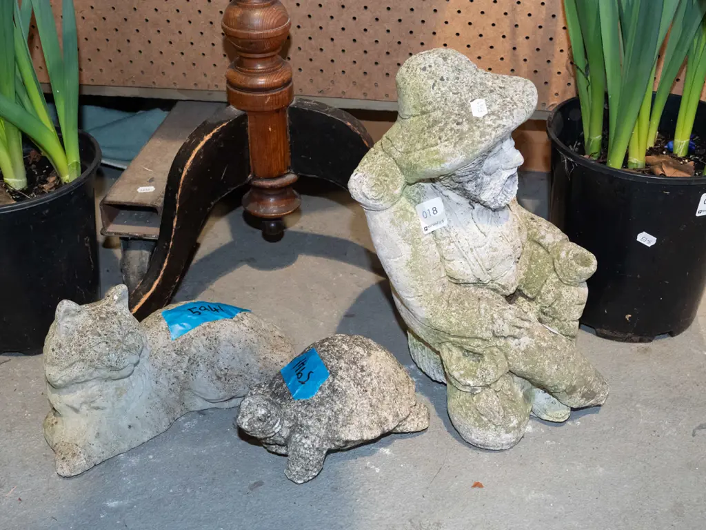 concrete ornaments; tortoise, man, cat Tallest H340 Image 1++