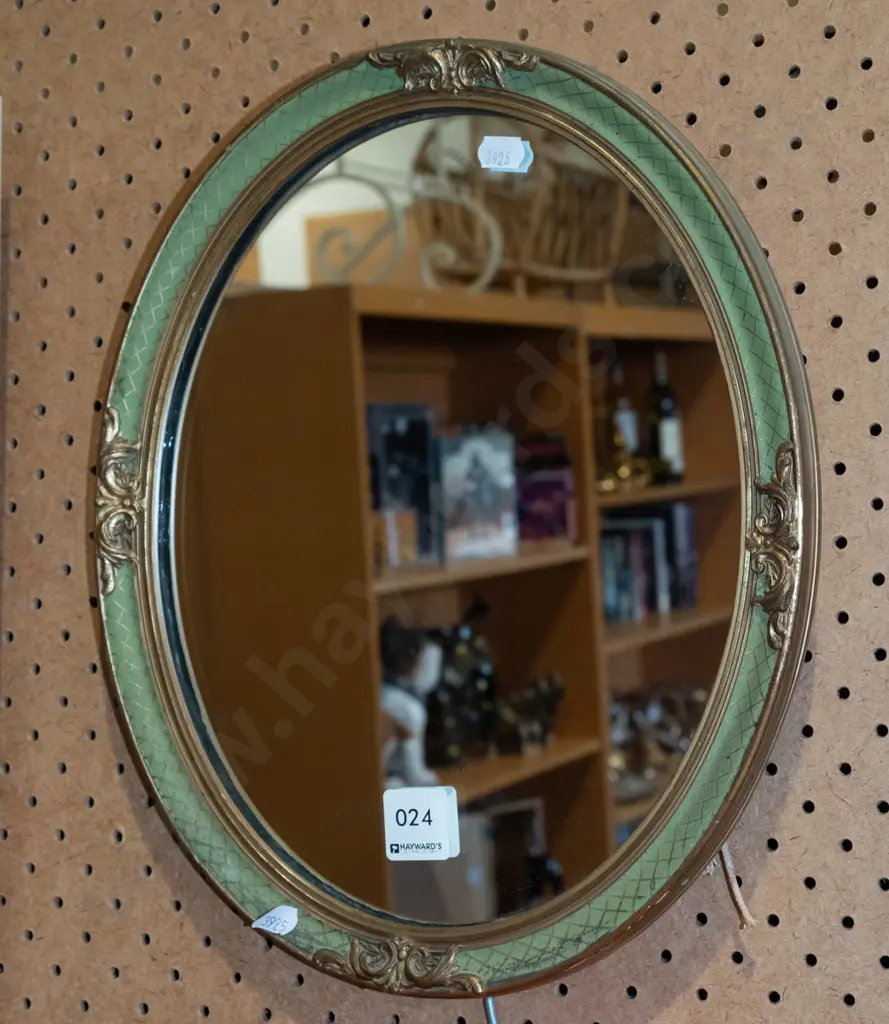 ornate oval wall mirror H335 Image 1++