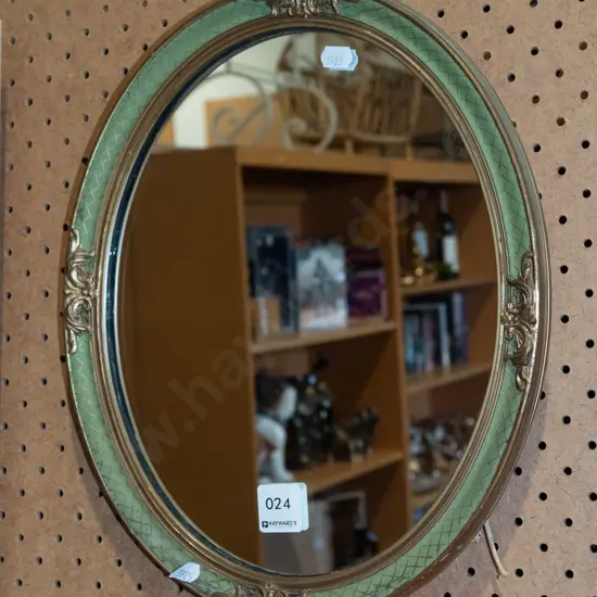 ornate oval wall mirror H335