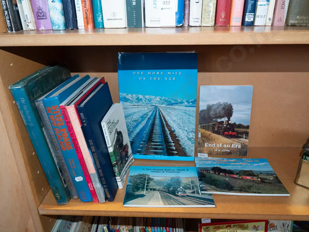 shelf of NZ train and other books Image 1++