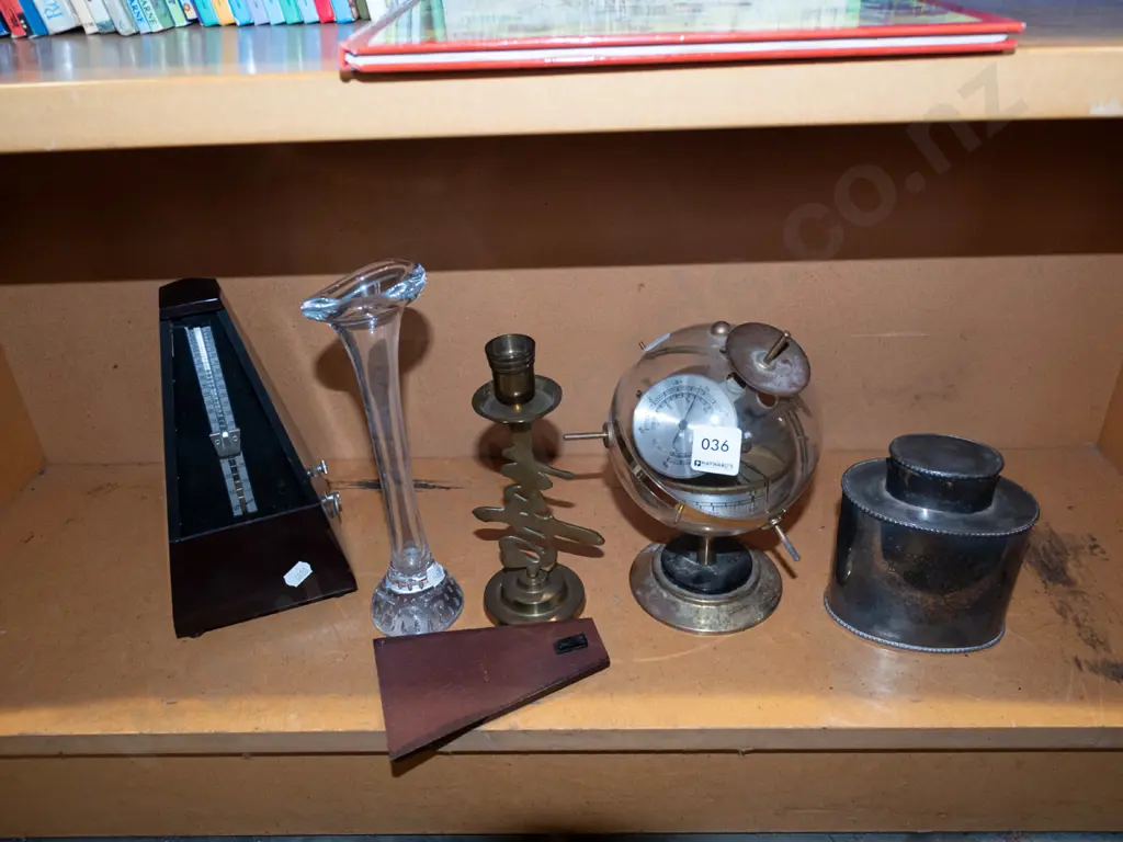 metronome, globe barometer/thermometer - as is no returns, vase H240 etc Image 1++