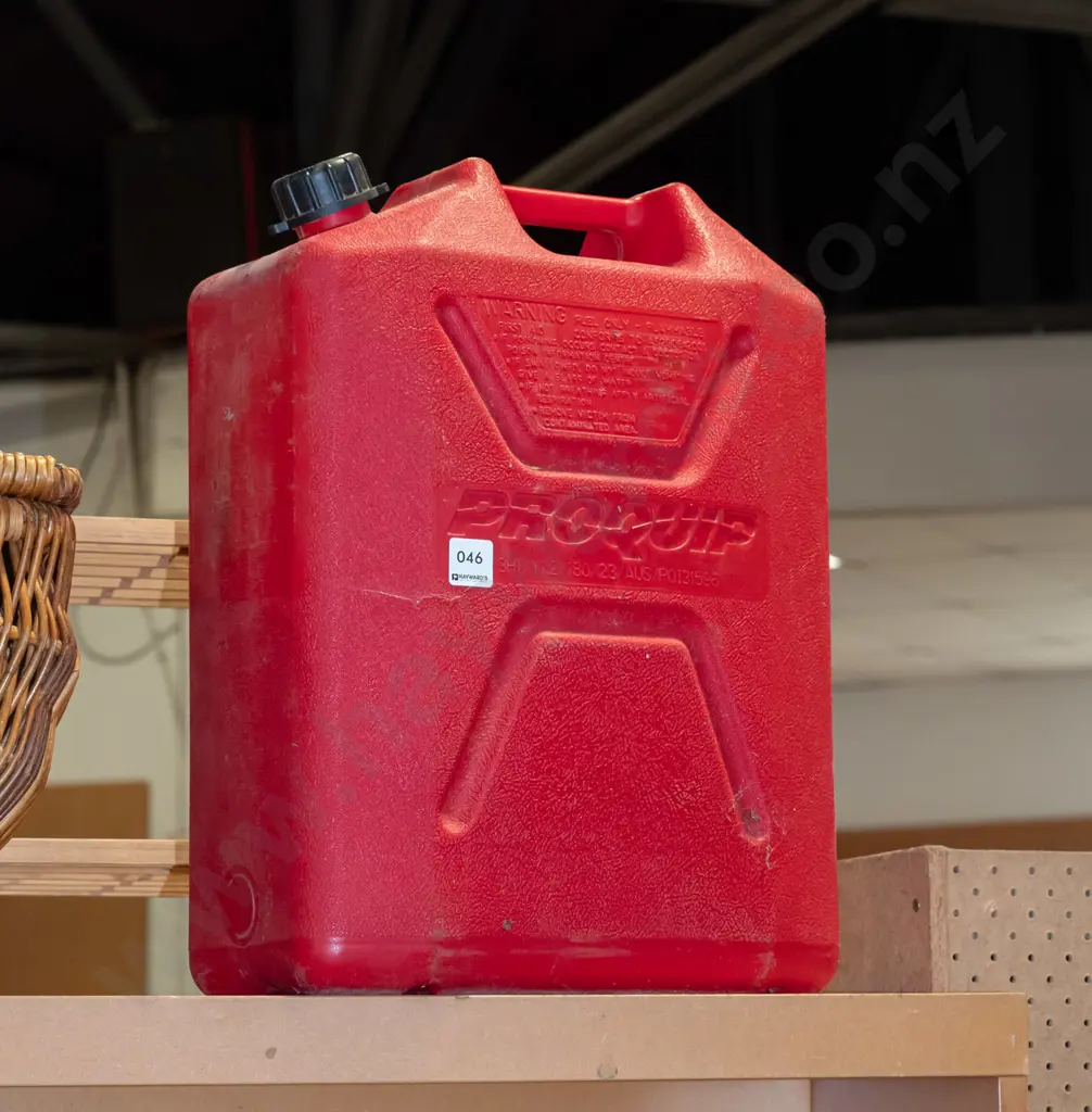 20L fuel container Image 1++