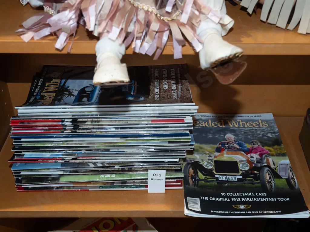 back issues of Beaded Wheels magazines Image 1++