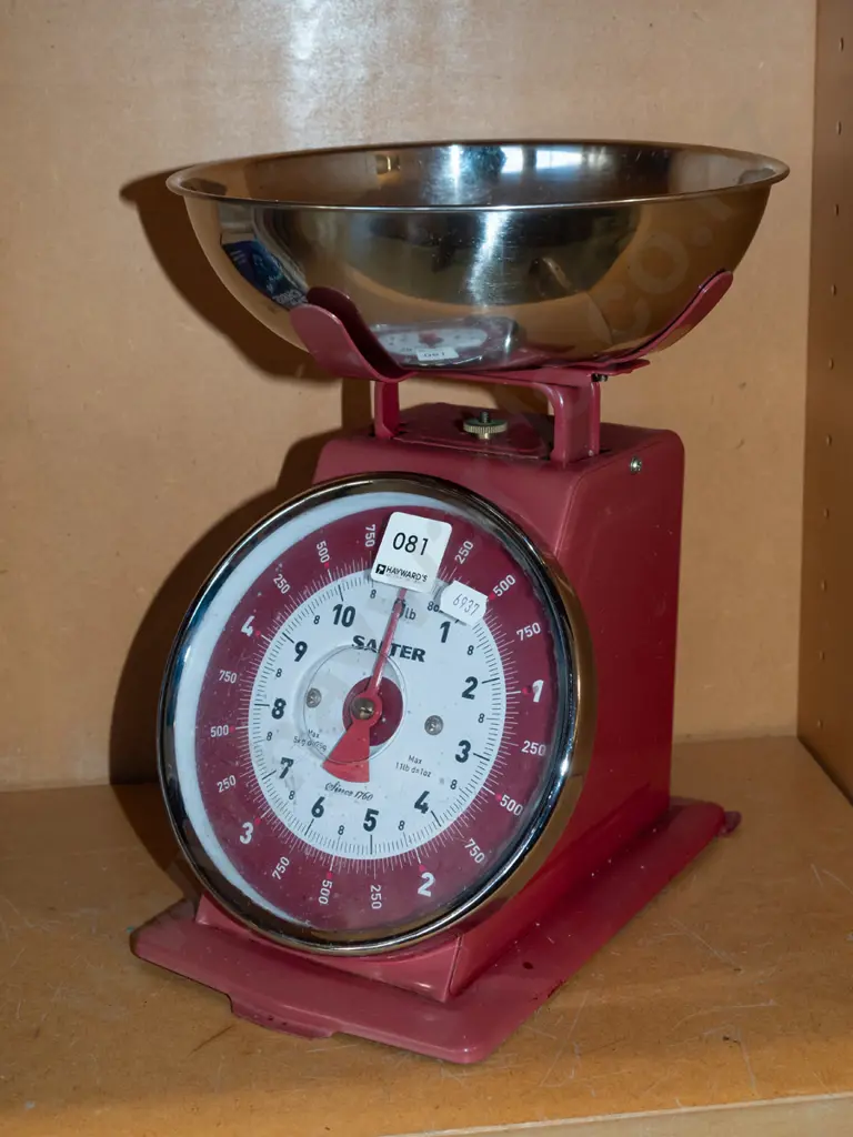Salter kitchen scales Image 1++