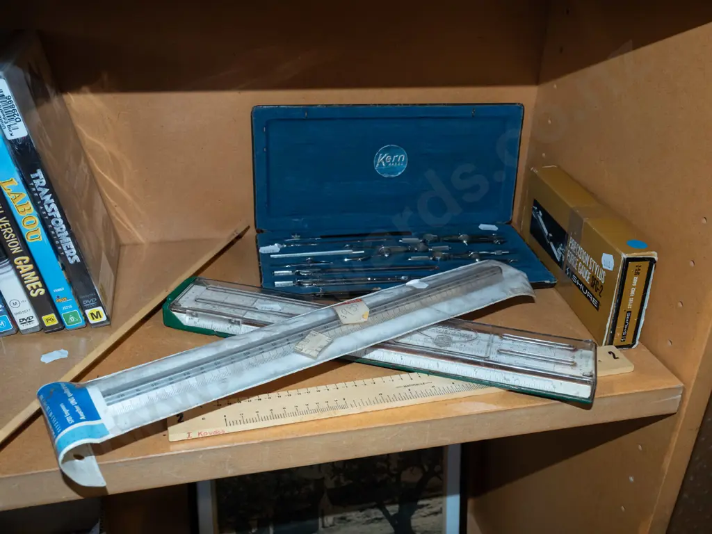 technical drawing set, stylus force gauge, rulers Image 1++