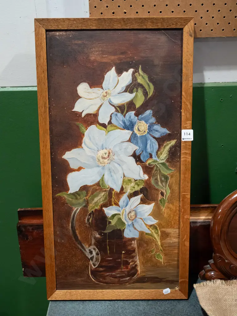 framed oil on board - still life flowers - needs a clean Image 1++