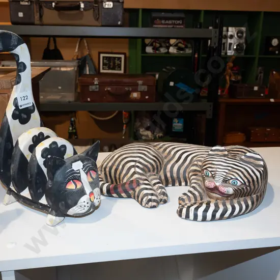 2x wooden cat figurines Tallest H280