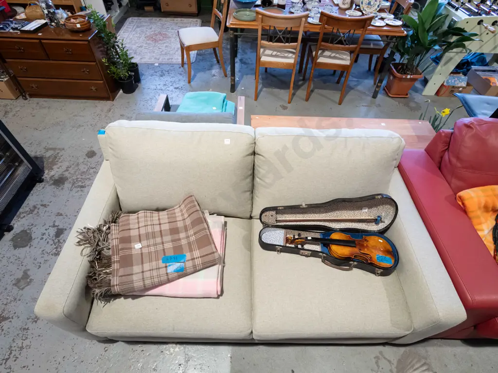 modern green fabric upholstered 2 seater settee - good condition Image 1++
