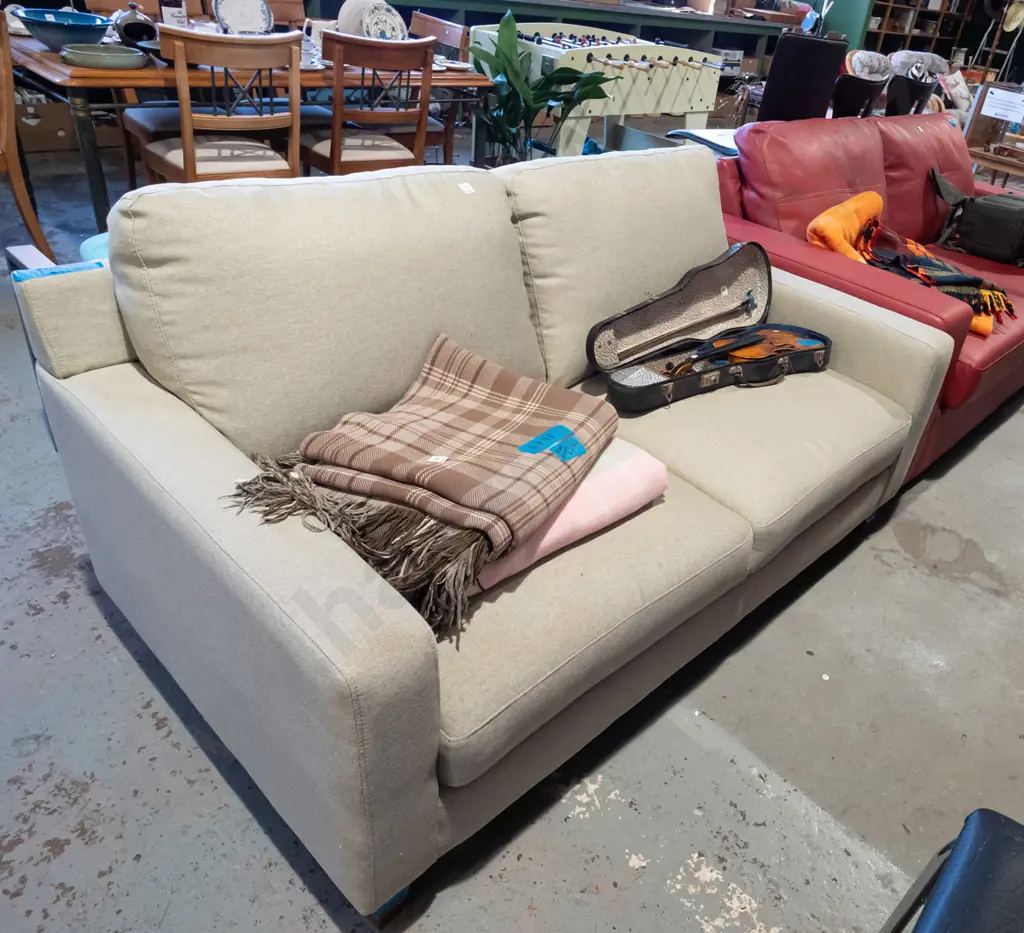 modern green fabric upholstered 2 seater settee - good condition Image 1++