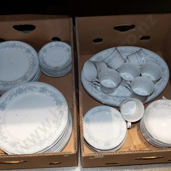 2x boxes; Mikasa white, silver and blue dinner items - yellow dots