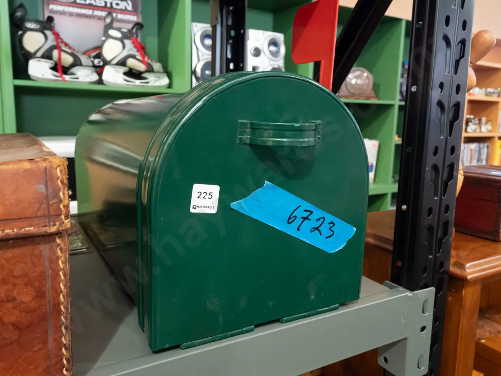 long green metal mailbox with red flag L560 Image 1++