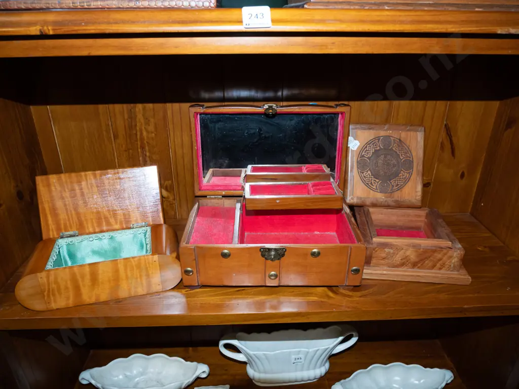 wooden jewellery box, carved Celtic trinket box etc Image 1++