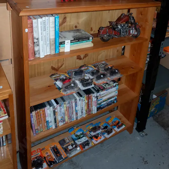 solid cedar bookcase H1340 W970 D285