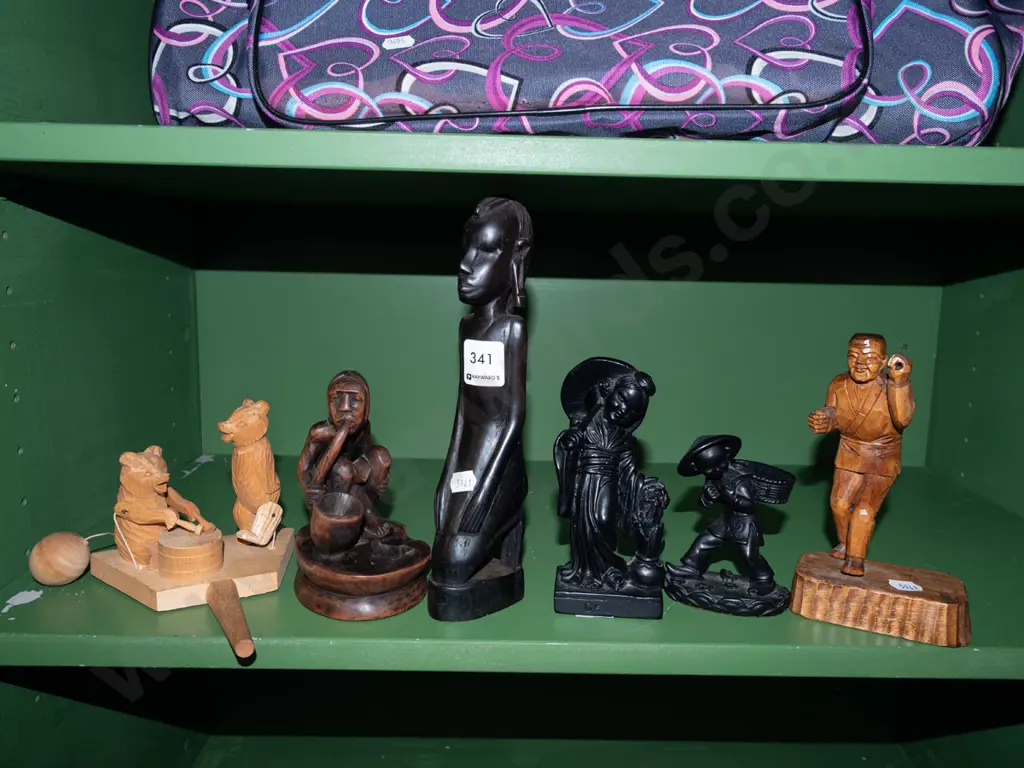 shelf of carved figurines Tallest H230 Image 1++