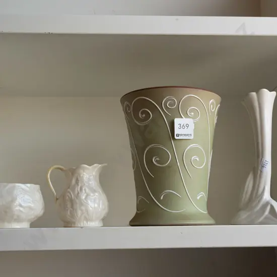 Belleek creamer, sugar, 2x other vases H165