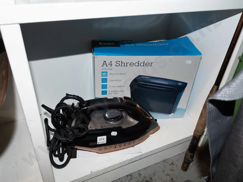 iron, small A4 paper shredder Image 1++