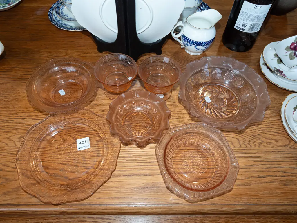 pink glass bowls and comports Image 1++