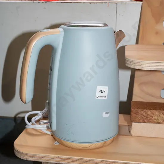 electric kettle