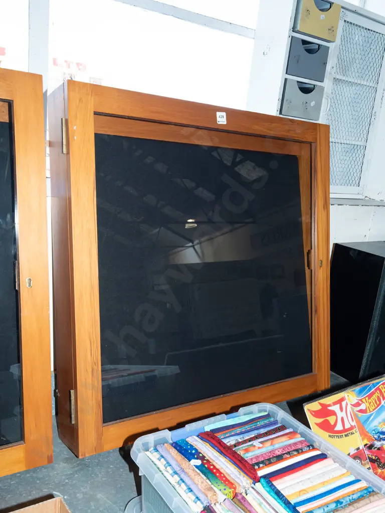 wall mounted lockable display case - key in office H700 W700 D120 Image 1++