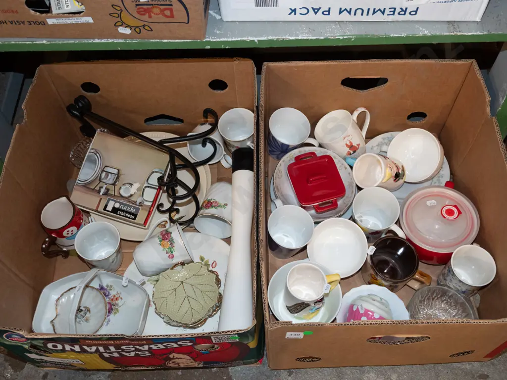 2x boxes of kitchen allsorts, cookbook stand, bowls, plastic storage containers etc - green dots Image 1++
