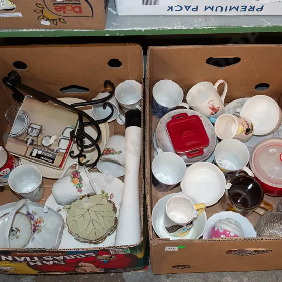 2x boxes of kitchen allsorts, cookbook stand, bowls, plastic storage containers etc - green dots