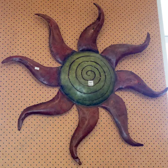 metal garden art - sun H880