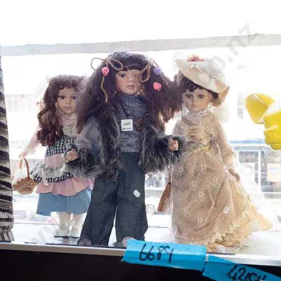3x porcelain display dolls 