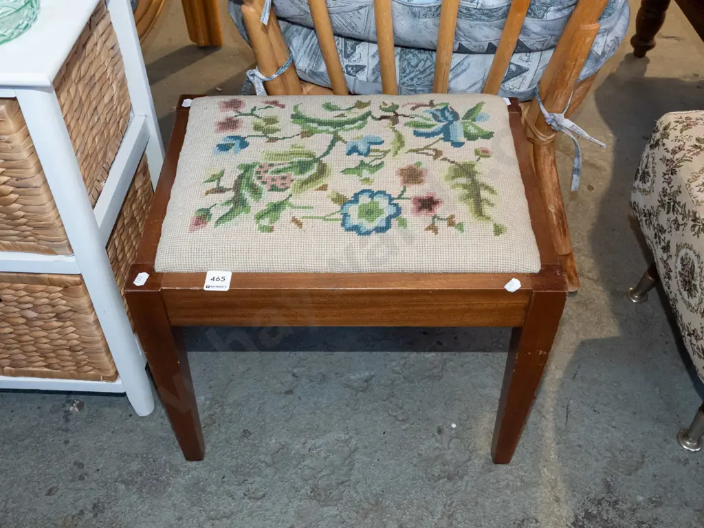 upholstered and wood footstool Image 1++