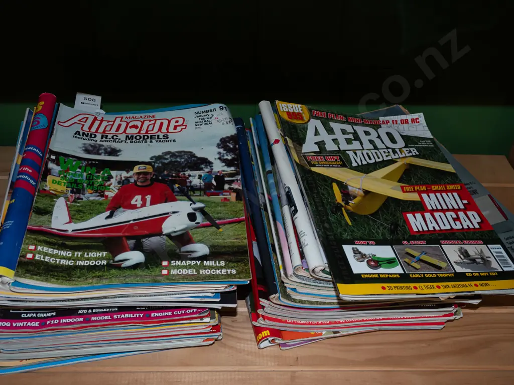 back issues of Aeroplane Model magazines Image 1++