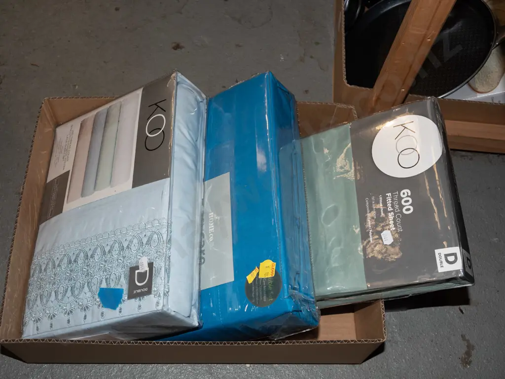 box; 3x sheet sets Image 1++
