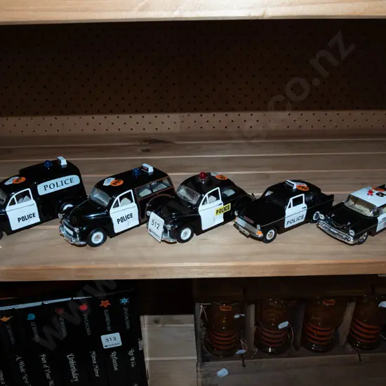 5x diecast model police vehicles