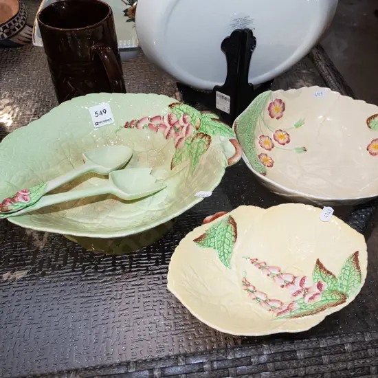 Carlton bowls, footed foxglove comport, salad servers - staining to comport