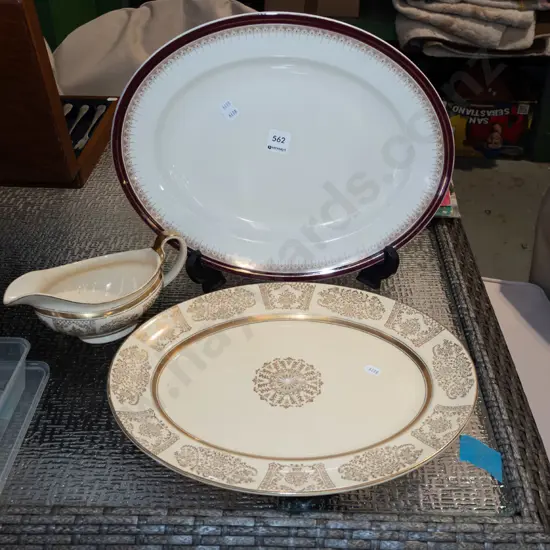 2x ashets, Johnson Bros gravy boat
