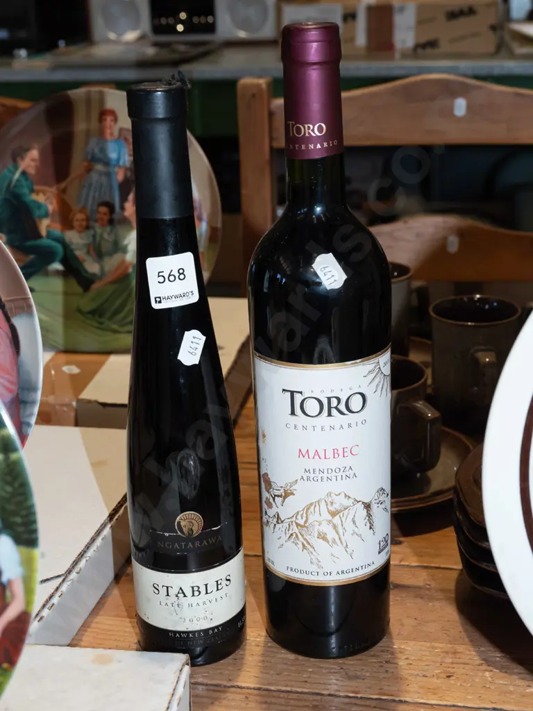 2x wine; Stables dessert wine, Argentiniam malbec Image 1++