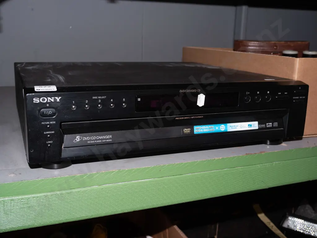 Sony 5x DVD/CD changer Image 1++