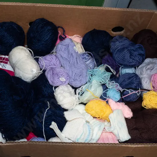 box; knitting yarns