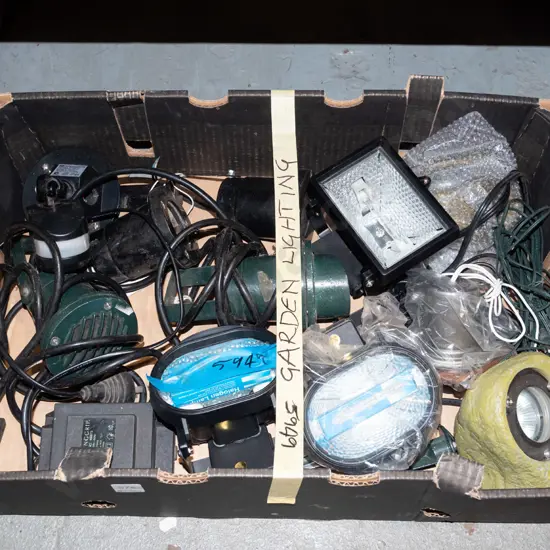 box; assorted garden lighting