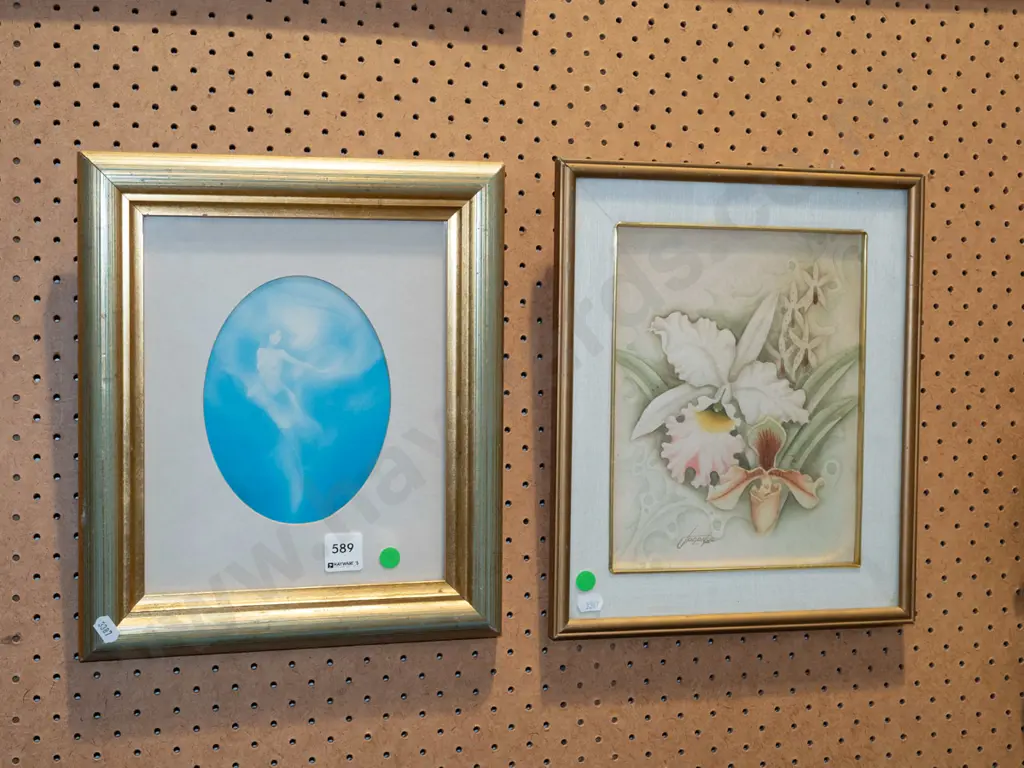 2x frame prints - fairy, orchid - green dots Image 1++
