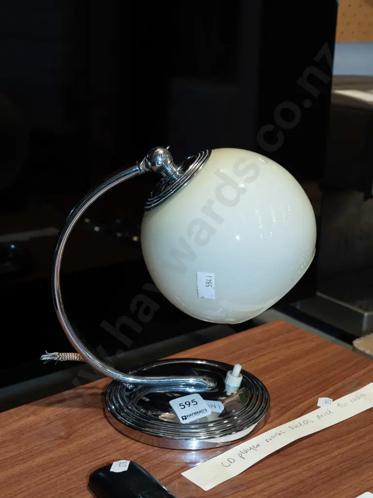 small deco desk lamp - cord cut Image 1++