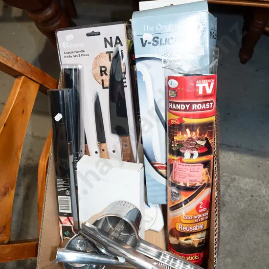 box; hand held squeezers, scales, bbq hot sheets etc