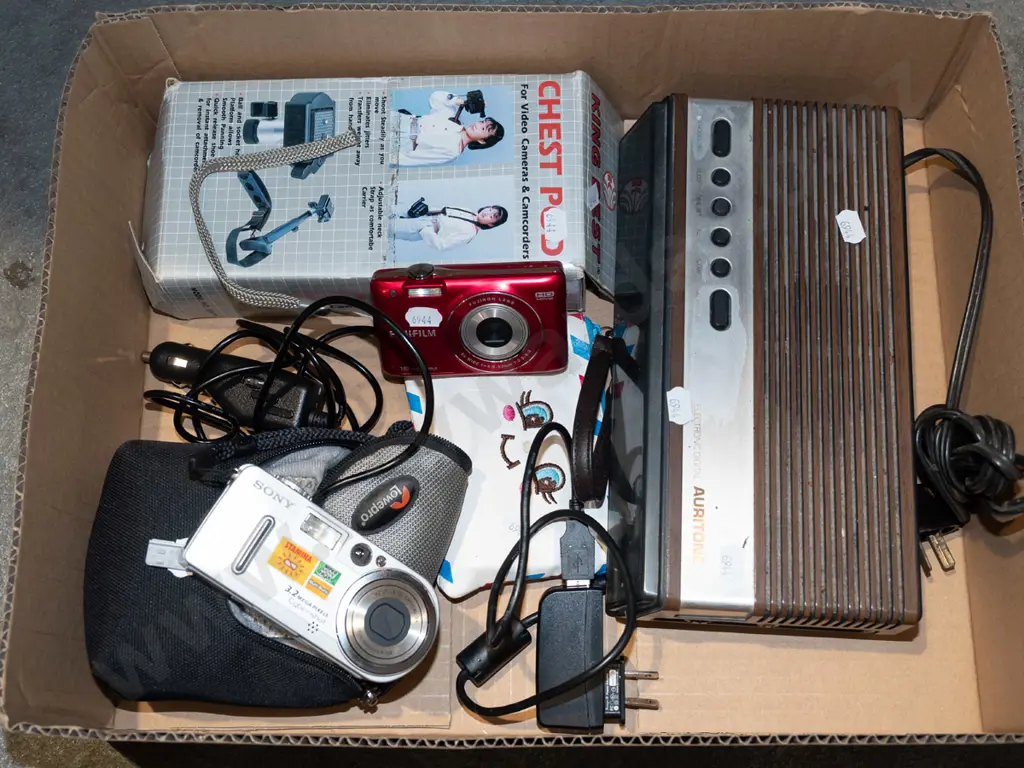 box; digital radio alarm clock, cameras etc Image 1++