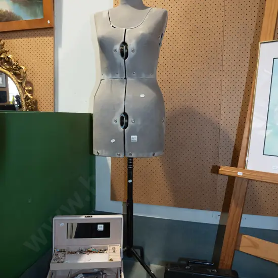 vintage dressmaker's form on stand H1540